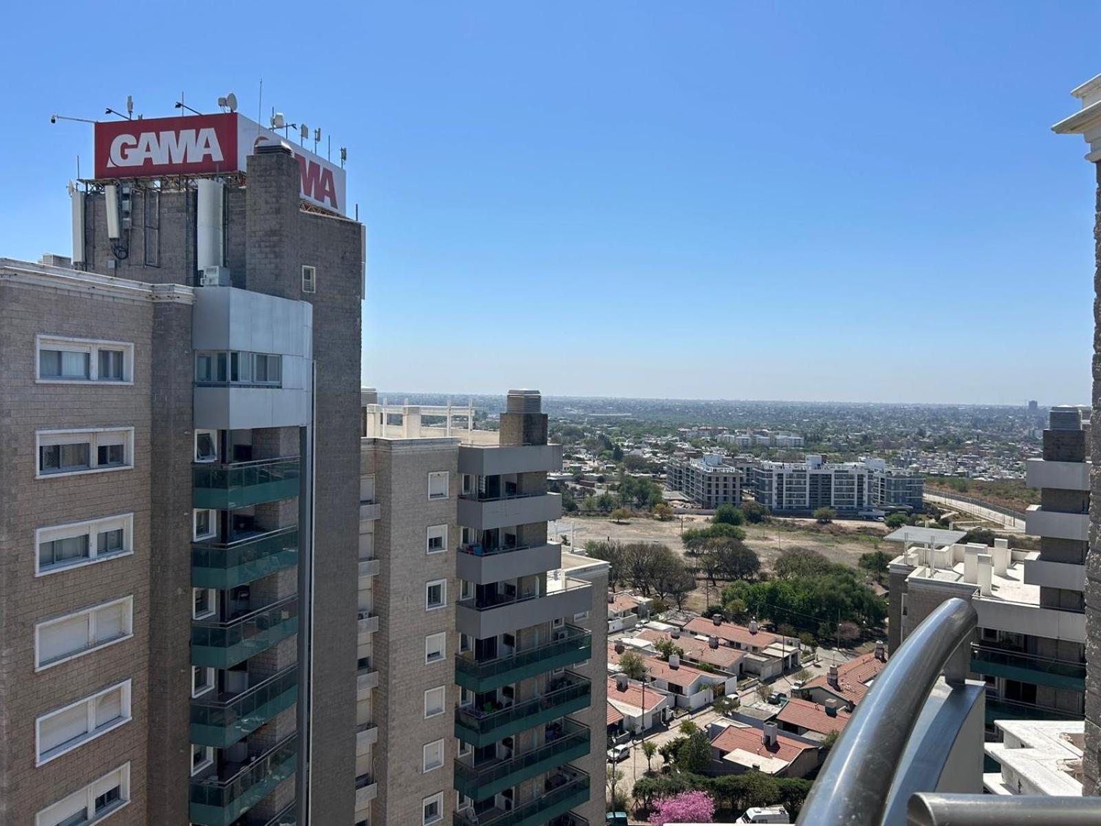 Apartamento Excepcional Departamento En Piso 18 En Zona Norte De Capital Con Una Vista Inigualable En Barrio Privado Alto Sol *