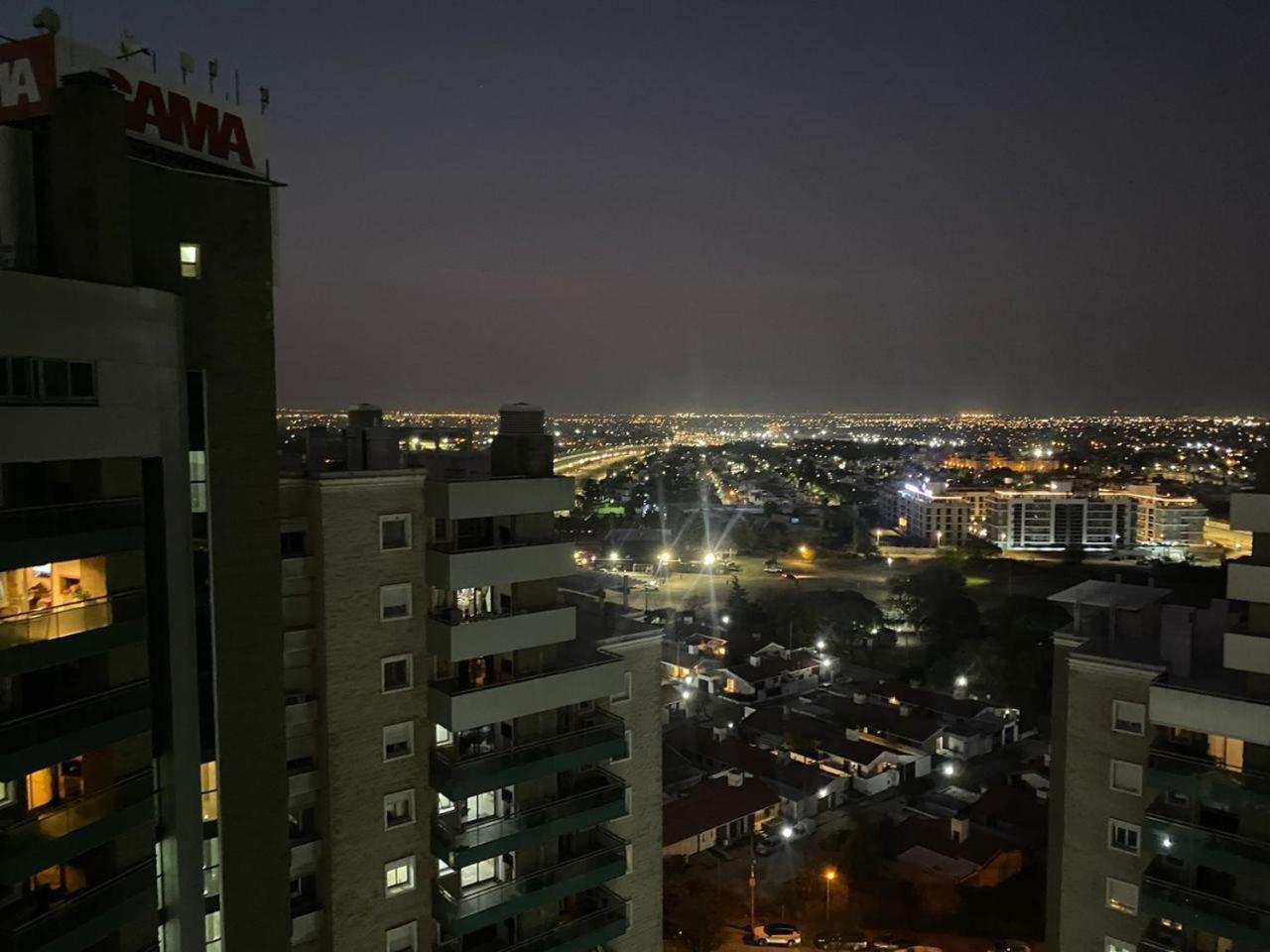Apartment Excepcional Departamento En Piso 18 En Zona Norte De Capital Con Una Vista Inigualable En Barrio Privado Alto Sol