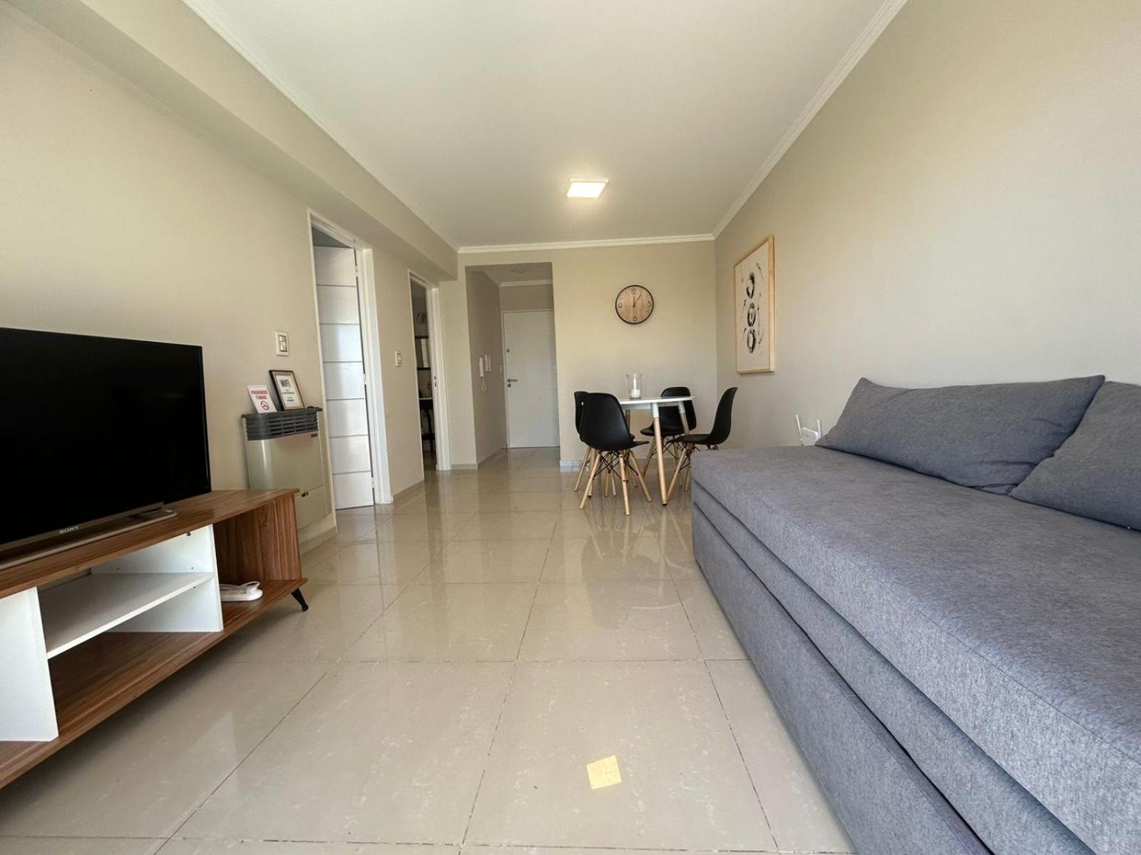 Excepcional Departamento En Piso 18 En Zona Norte De Capital Con Una Vista Inigualable En Barrio Privado Alto Sol *