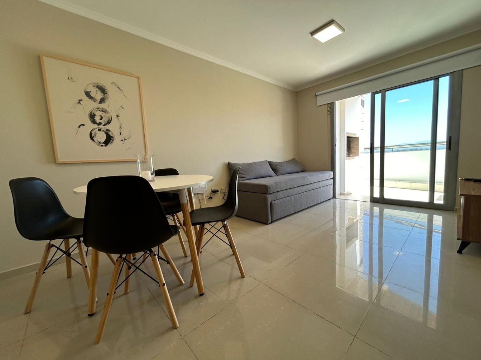 Excepcional Departamento En Piso 18 En Zona Norte De Capital Con Una Vista Inigualable En Barrio Privado Alto Sol * Cordoba